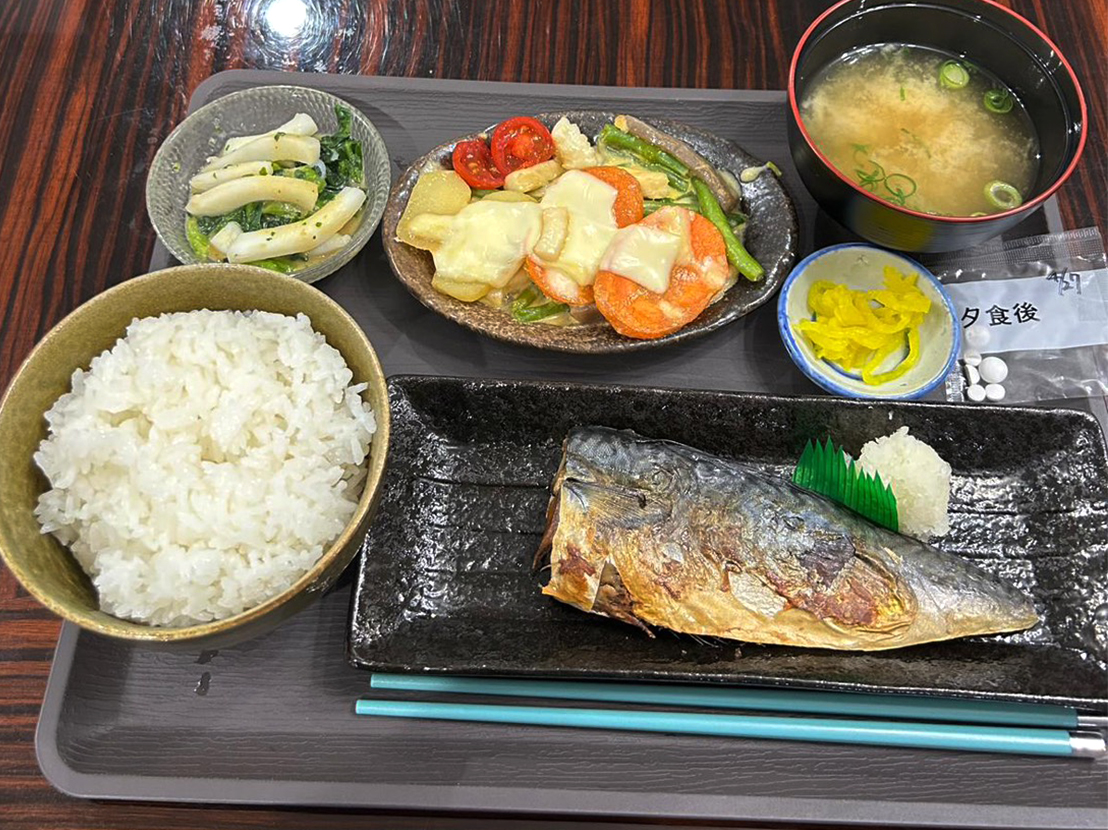 夕食