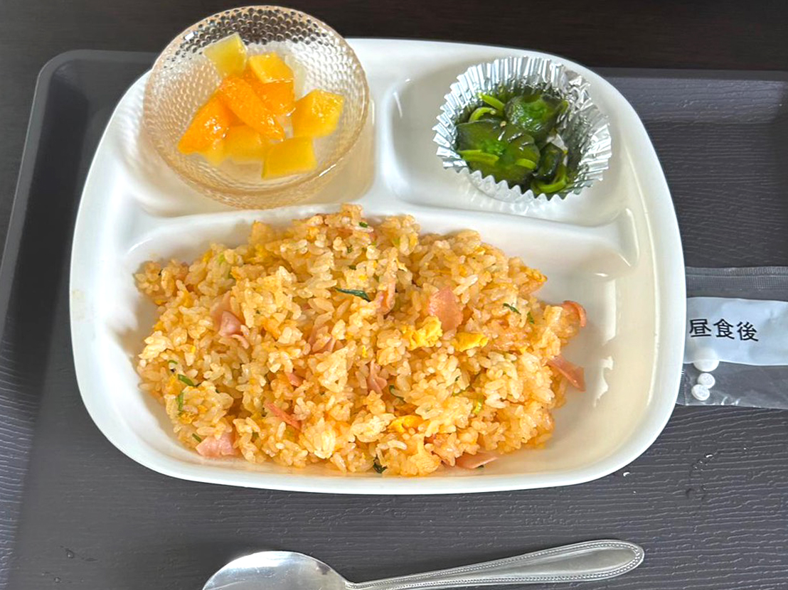 昼食